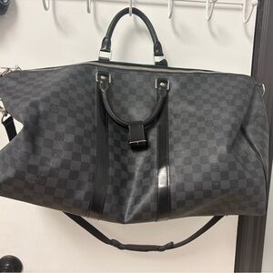 Authentic LV Keepall 55 Bandouliere Damier Graphite (No Cracks)